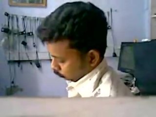 TAMIL VILLAGE young woman xxx movie WITH BOSS IN MOBILE SHOP