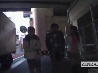 Subtitled משוגע ציבורי יפני קרוסדרסינג שליטה נשית