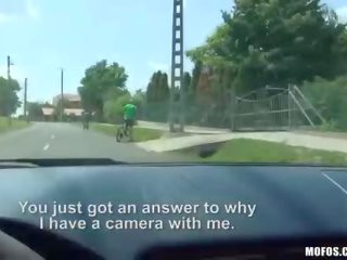 Biker Hanna gets help from stranger and they fall
