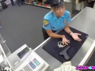 Police Officer Couldnt Hock Her Gun