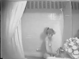 Daughter Mastrbates In Bath With Shower