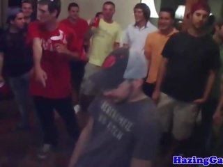 Normal hazedtw-nk gayfucked la băieți petrecere
