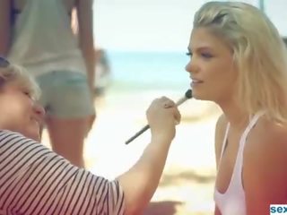 Playboy modelo kristen nicole desnuda en playa