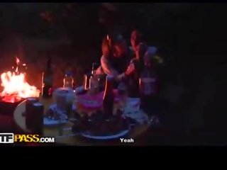 Picnic končalo težko analno xxx video