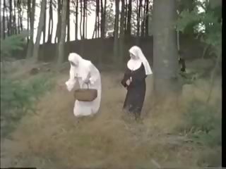 有趣 同 修女: 自由 有趣 管 性别 视频 电影 54