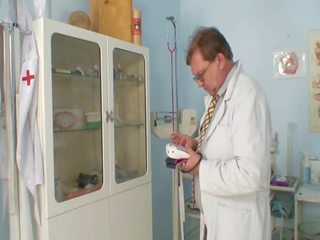 Nada Visits Her Gyno specialist For perfected Pussy Speculum Gyno Exam