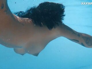 Venezuelan cutie inviting Underwater Showcase