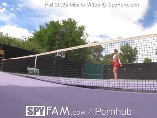 Spyfam стъпка брато дава стъпка сестро flirtatious тенис уроци