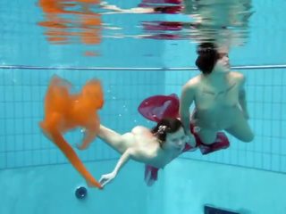 Sara Bombina and Gazel Podvodkova Underwatershow Beauties