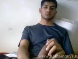 Maravilhosa sensual indiana rapaz jerks fora em câmara