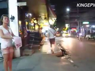 Krievi kuce uz bangkoka sarkans gaisma district [hidden camera]