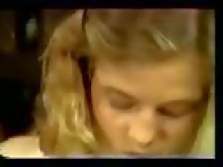 Peach fuzz 1981: brezplačno xczech seks video prikaži ce