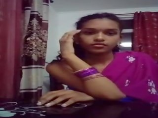 美麗 年輕 女孩 在 saree 幹 sefles mp4, 免費 臟 視頻 5f